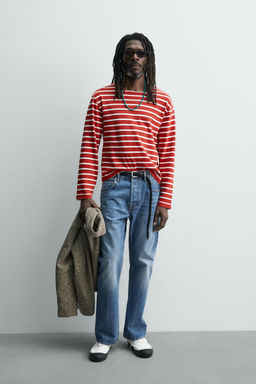 CAMISETA JACQUARD RAYAS AARON LEVINE X ZARA / Blanco / Rojo