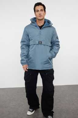 TRENDYOL MAN Mint Regular Fit Kanguru Model K?sl?k Ruzgarl?k Mont TMNAW25MO00014