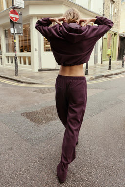 WIDE-LEG TROUSERS