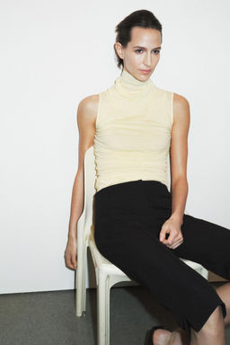 SUPIMA® HIGH NECK T-SHIRT - Zara фото 10