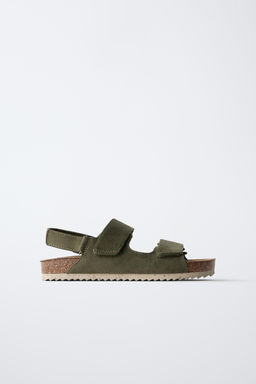 SANDALIA HEBILLAS / Verde Caqui
