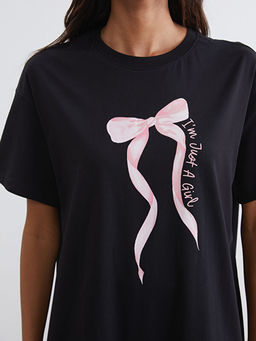 Bisiklet Yaka Bask?l? Kad?n Gecelik