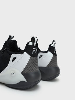 Баскетбольные кроссовки FN Dunkify (Black/White)