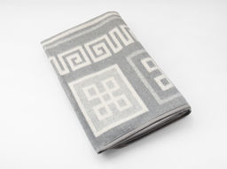 Одеяло байковое в канте 140*205 жаккард "Греция" цв. серый (Россия ВВТ)