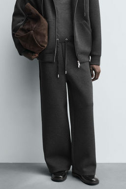 NEOPRENE-EFFECT WIDE-LEG TROUSERS - Zara фото 19