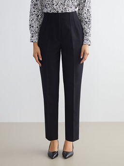 B?y?k Beden Standart Fit Kad?n Cigarette Pantolon