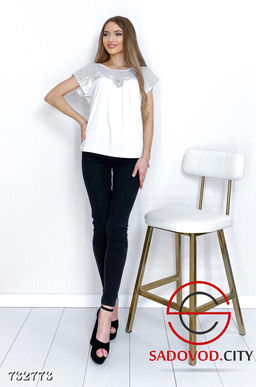 Женская блузка с коротким рукавом