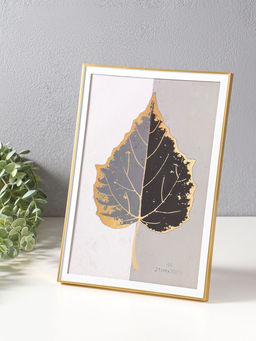 Фоторамка пластик формат А4 "Современная классика" золото и белый 26х20,8х1,5 см