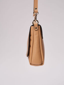 Сумка кожаная через плечо Deboro 30181 нюдовая