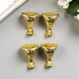 Цена за 2 шт. Уголок (ножка) для шкатулки металл «Царская», набор 4 шт., под золото, 2.5×2.2 см