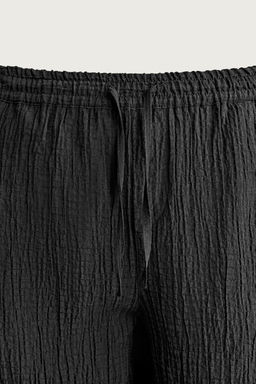 BERMUDA RELAXED FIT RELIEVE / Negro - Zara фото 7