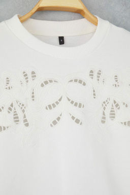 Ekru Nak?sl? Regular/Normal Kal?p Orme Sweatshirt TWOAW26SW00011 - Trendyolmilla фото 6