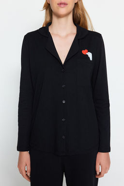 Trendyolmilla Siyah Pamuklu Kalpli Gomlek-Pantolon Orme Pijama Tak?m? THMAW24PT00008