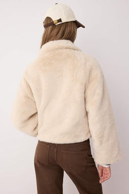 Ekru Oversize Kal?p Kollar? Genis Kurk Mont TWOAW26MO00022