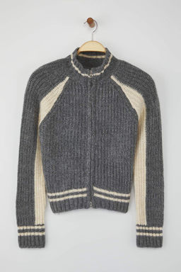 Gri Yumusak Dokulu Fermuarl? Triko H?rka TWOAW26HI00154