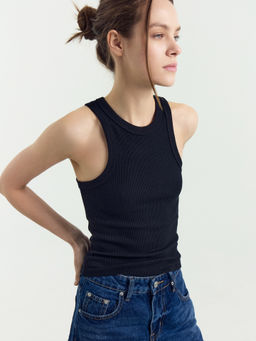 Топ женский в черном цвете черный 112939 - Mark formelle фото 6