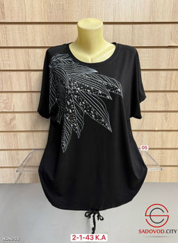 Футболка женская со стразами