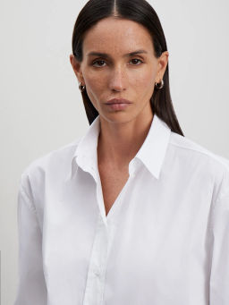 ЕМКА / Базовая рубашка из премиального хлопка - Emka фото 4