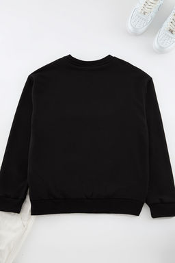 TRENDYOL MAN Siyah Oversize/Genis Kesim Bisiklet Yaka Sanat Tema Aplikeli Ici Polarl? Sweatshirt TMNAW24SW00038 - Trendyolmilla фото 11