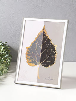 Фоторамка для фото формат А4 «Современная классика», пластик, серый и белый, 26×20.8×1.5 см