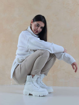 Ботинки 329.21153w. белые/Шерсть