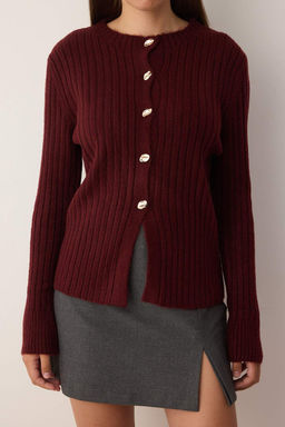 Bordo Dugme Detayl? Yumusak Dokulu Y?rtmac Detayl? Triko H?rka TWOAW26HI00096