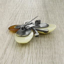 Брошь бежево-коричневая "Мотылек"