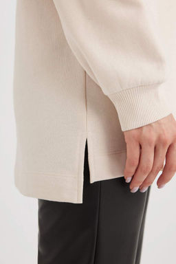 Тонкий свитшот-туника с круглым вырезом и принтом Relax Fit, подкладка из мягкого меха - Defacto фото 6