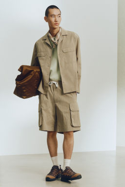 Pantal?n corto cargo Loose Fit - H&m фото 2