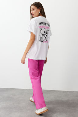 TRENDYOLMILLA Beyaz %100 Pamuk Ay?c?k Bask?l? Oversize/Genis Kal?p K?sa Kollu Orme T-Shirt TWOSS24TS00173 фото 3