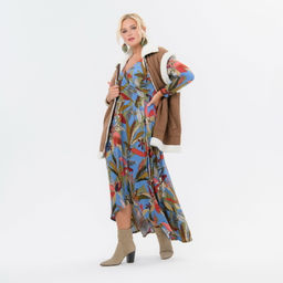 Жилет из экомеха "дубленка", на молнии, цвет "карамель"