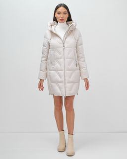 Куртка зимняя женская классическая с капюшоном бежевого цвета 7671B - Visdeer фото 16