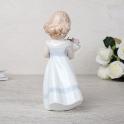 Статуэтка Девочка с цветами 12 см / HP3179 /уп 120/ - Галеонтрейд фото 2