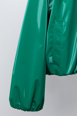 CHUBASQUERO BRILLO WATER RESISTANT / Verde