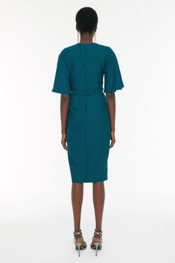 Ordek Bas? Yesili Kusakl? Vucuda Oturan Y?rtmacl? Midi Kalem Etek Dokuma Elbise TOFAW19BB0167