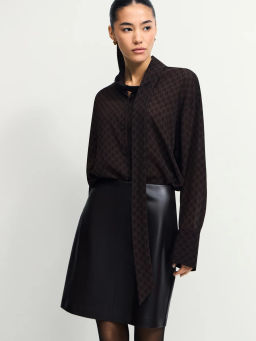 Юбка мини из искусственной кожи / Zarina