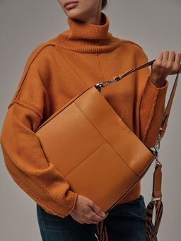 Сумка кожаная на плечо Azaro 30868 оранжевый карандаш