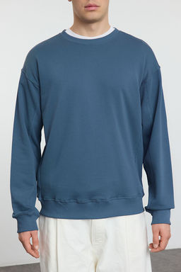 TRENDYOL MAN Unisex Indigo Oversize/Genis Kesim Kumas Mix Basic Sweatshirt TMNAW25SW00128 - Trendyolmilla фото 3