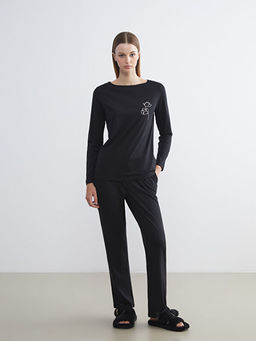 Bisiklet Yaka ?i?ekli Kad?n Pijama Tak?m?