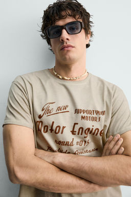 CAMISETA ESTAMPADO TEXTO EFECTO VINTAGE / Beige