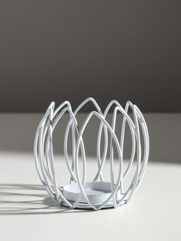 Металлический подсвечник на 1 свечу Цветок Магнолии, белый, d=5 см, 10.5?10.5?9 см