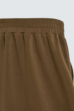 BERMUDA RELAXED FIT SOFT PLIEGUES / Marr?n - Zara фото 9