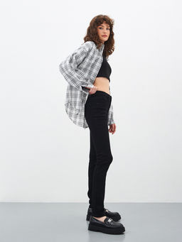 Утепленные женские джинсы зауженного кроя на флисе - Mossmore фото 18