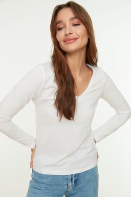 TRENDYOLMILLA Siyah %100 Pamuk Regular/Normal Kal?p Basic V Yaka Uzun Kollu Orme T-Shirt TWOAW21TS0099 фото 6