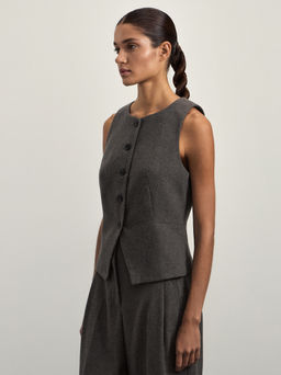 Жилет приталенный с шерстью / Zarina  фото 4