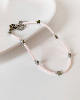 Браслет из бусин