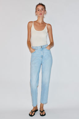 JEANS Z1975 MOM FIT TIRO ALTO / Azul claro