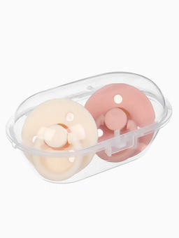 Соски-пустышки, от 3 мес., латекс, классические, в контейнере, набор из 2 шт., персиковый/айвори, M&B