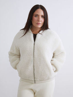 Kolej Yaka Kad?n Pel?? Mont