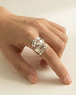 Стильное кольцо